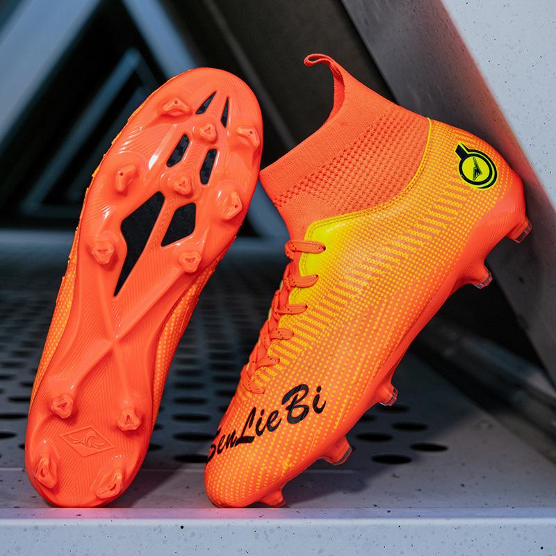 High-top football shoes TF broken nails athletics shoes long nails adult student competition grass training shoes men 33
High-top football shoes TF broken nails athletics shoes long nails adult student competition grass training shoes men 33