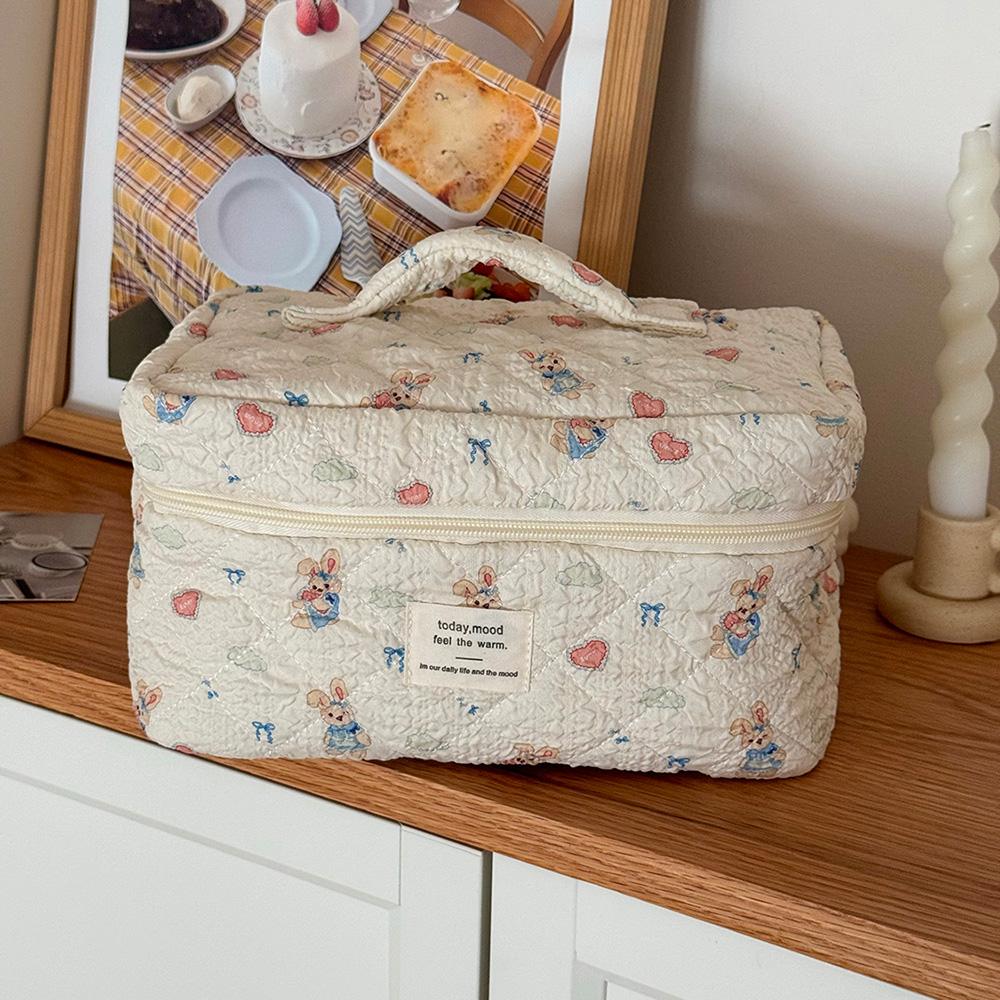 Cute Cartoon Animal Women Cosmetic Bag Large Capacity Tote Quilted Pouch Bag Travel Organizer Makeup Storage Handbag For Gift
Cute Cartoon Animal Women Cosmetic Bag Large Capacity Tote Quilted Pouch Bag Travel Organizer Makeup Storage Handbag For Gift