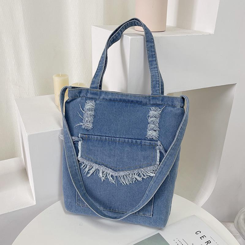 Fluffy Tot Tote Bag Large Capacity Flip top Crossbody Bag for Students, Suitable for Casual Use During Classes, Single Shoulder Bag світло-синій колір
Fluffy Tot Tote Bag Large Capacity Flip top Crossbody Bag for Students, Suitable for Casual Use During Classes, Single Shoulder Bag світло-синій колір