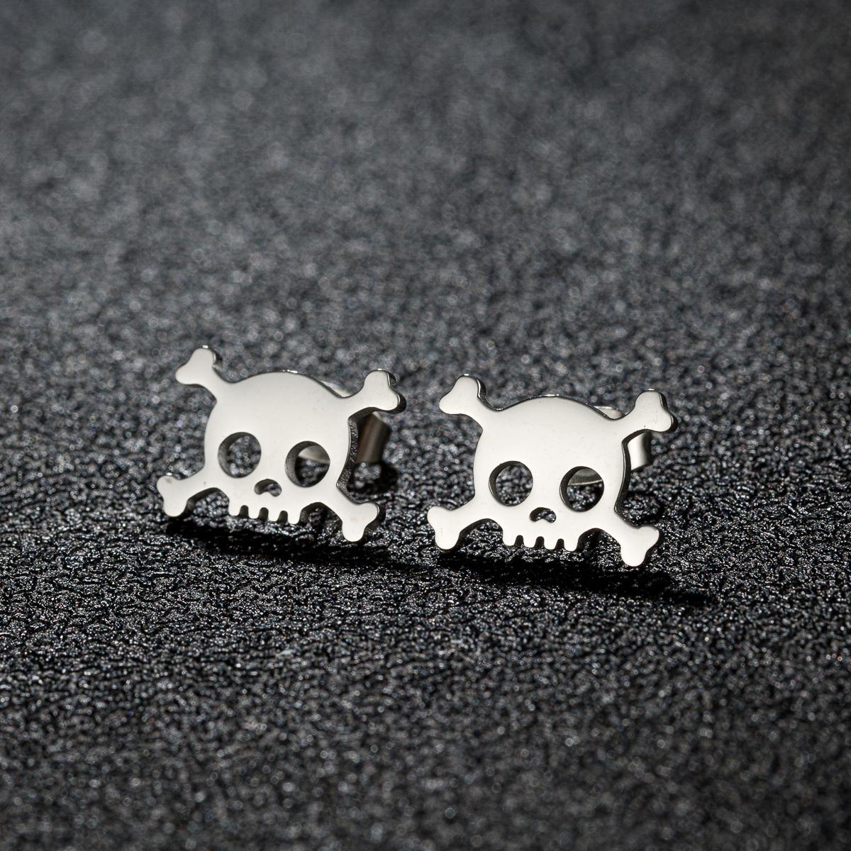 1Pair Hollow Mini Skull Earrings for Men Stainless Steel Ear Studs Halloween Style New Fashion Birthday Party Jewelry Gifts
1Pair Hollow Mini Skull Earrings for Men Stainless Steel Ear Studs Halloween Style New Fashion Birthday Party Jewelry Gifts