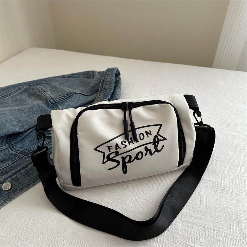 Trendy And Casual Black Or White Shoulder Crossbody Bag For Daily Sporting Activities білий
Trendy And Casual Black Or White Shoulder Crossbody Bag For Daily Sporting Activities білий