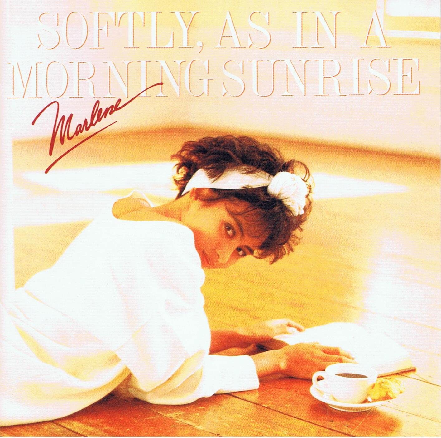 CD MARLENE - Softly, As In A Morning Sunrises 32DH297 CBS/Sony 1985 Japan Jazz Used
CD MARLENE - Softly, As In A Morning Sunrises 32DH297 CBS/Sony 1985 Japan Jazz Used