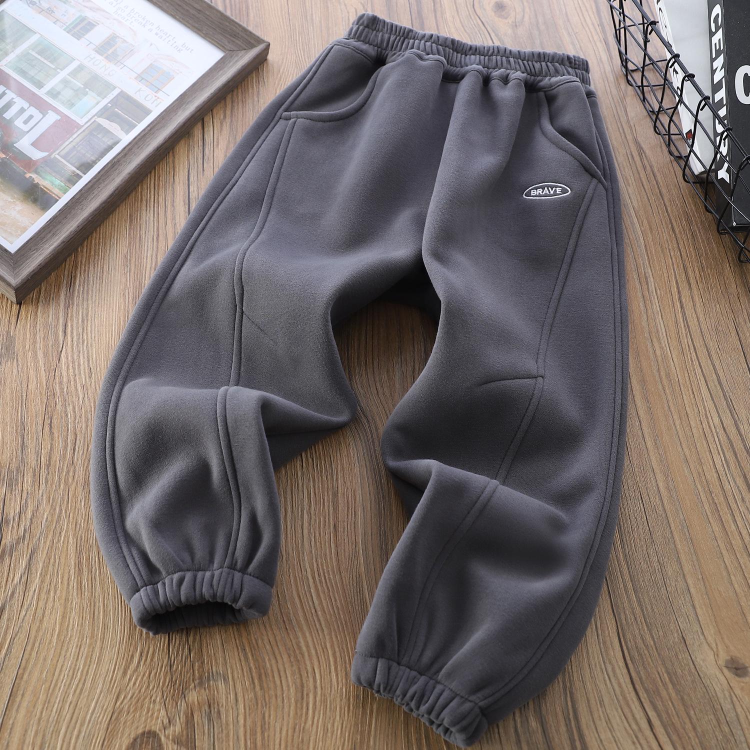 2025 Autumn/Winter Kids Fleece-Lined Sweatpants: Warm One-Piece Casual Pants for Boys 140 cm
2025 Autumn/Winter Kids Fleece-Lined Sweatpants: Warm One-Piece Casual Pants for Boys 140 cm