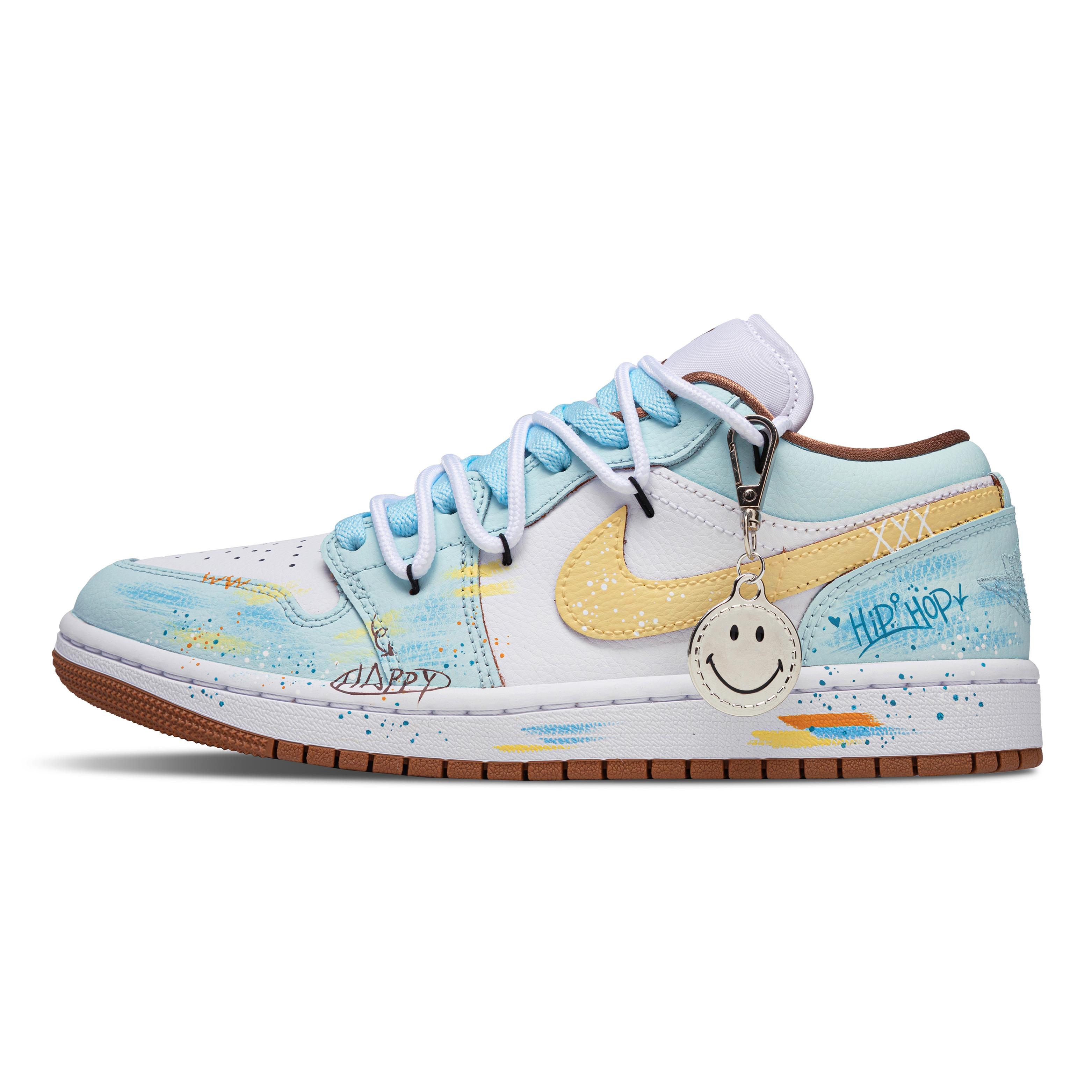 Jordan Air Jordan 1 Rainbow Diary Slip Resistant Abrasion Resistant Slip Resistant Abrasion Resistant Low top DC0774-202(Team864-) 36
Jordan Air Jordan 1 Rainbow Diary Slip Resistant Abrasion Resistant Slip Resistant Abrasion Resistant Low top DC0774-202(Team864-) 36
