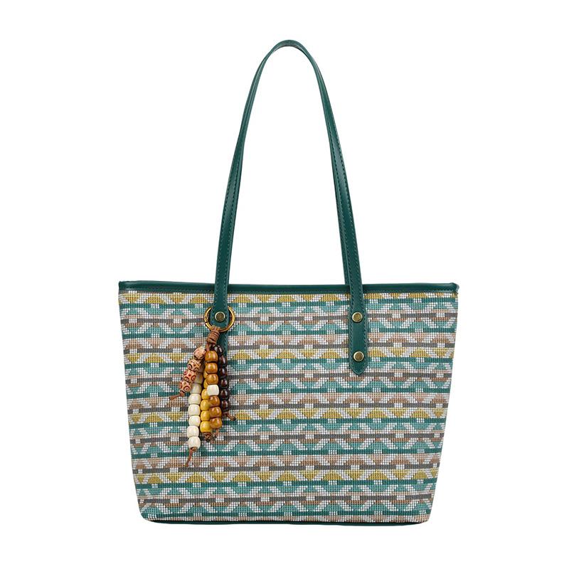 2026 New Arrival PU Leather Women s Tote Bag Retro Geometric Print Large Capacity Shoulder Bag Trendy Beaded Pendant Handbag зелёный
2026 New Arrival PU Leather Women s Tote Bag Retro Geometric Print Large Capacity Shoulder Bag Trendy Beaded Pendant Handbag зелёный
