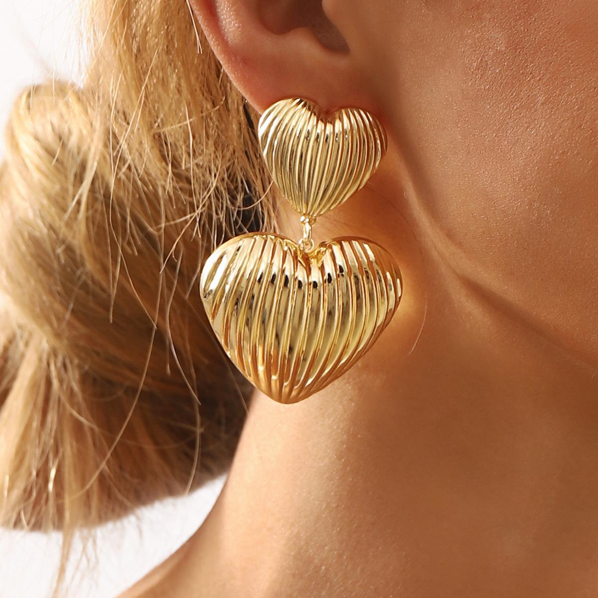Серьги Double Heart Temperament Light Luxury, модные, простые, металлические серьги
Серьги Double Heart Temperament Light Luxury, модные, простые, металлические серьги