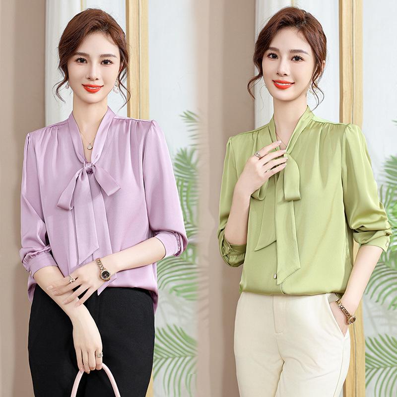 2025 Spring Women s Fashion: Casual V-Neck Chiffon Blouse in New Chinese Style XXL (105-120 jin)
2025 Spring Women s Fashion: Casual V-Neck Chiffon Blouse in New Chinese Style XXL (105-120 jin)