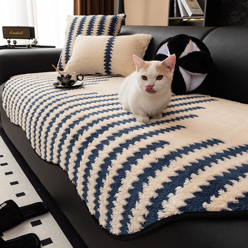 Special-Shaped Sofa Cushion Is Simple And Universal In All Seasons New Sofa Seat Cushion Non-Slip Straight Row High-End Cover Cloth 90*70cm
Special-Shaped Sofa Cushion Is Simple And Universal In All Seasons New Sofa Seat Cushion Non-Slip Straight Row High-End Cover Cloth 90*70cm