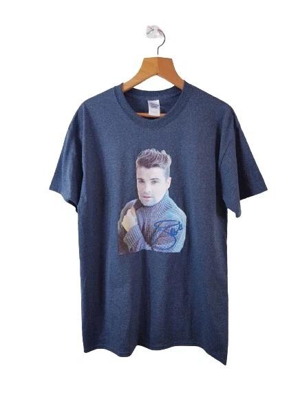 Gildan printed Cotton Mens Grey Basic Tunic T shirt Top Size Large L M
Gildan printed Cotton Mens Grey Basic Tunic T shirt Top Size Large L M