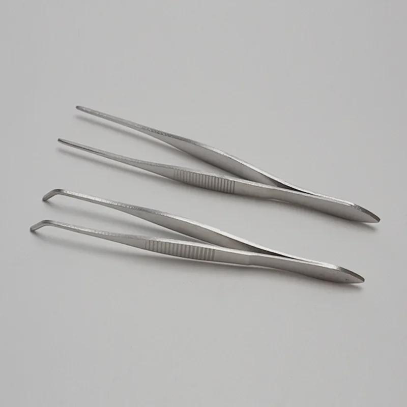 Потовщений офтальмологічний пінцет з нержавіючої сталі - 10 см прямий, ліктьовий, зубчастий, загострений для шкільних біологічних дослідів. 
Потовщений офтальмологічний пінцет з нержавіючої сталі - 10 см прямий, ліктьовий, зубчастий, загострений для шкільних біологічних дослідів.
