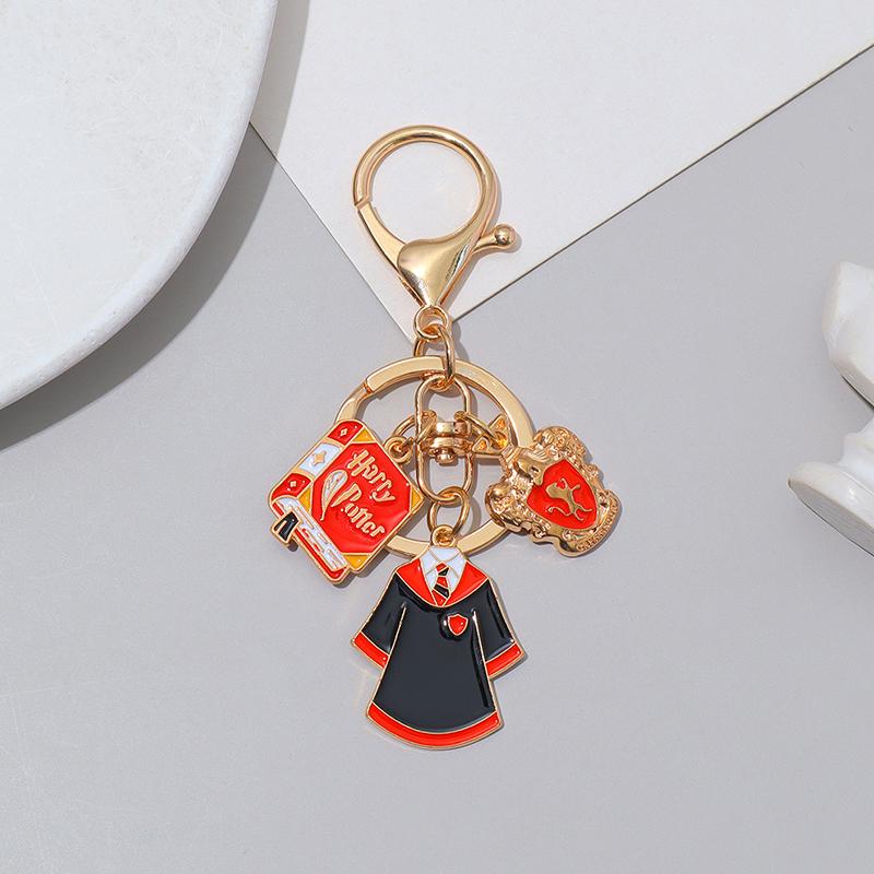 1Pc College Keychain Preppy Style Badge Cartoon Zinc Alloy Festival Gift Pendant
1Pc College Keychain Preppy Style Badge Cartoon Zinc Alloy Festival Gift Pendant