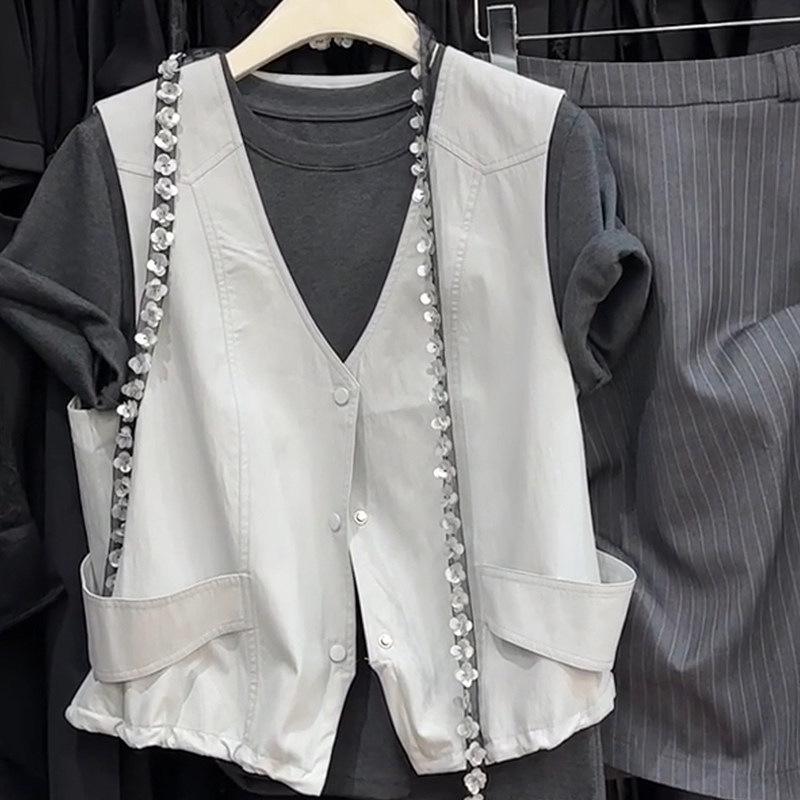 Petite Summer Salt-Style Casual Three-Piece Set: Vest, T-Shirt & Skirt for Women XXL
Petite Summer Salt-Style Casual Three-Piece Set: Vest, T-Shirt & Skirt for Women XXL