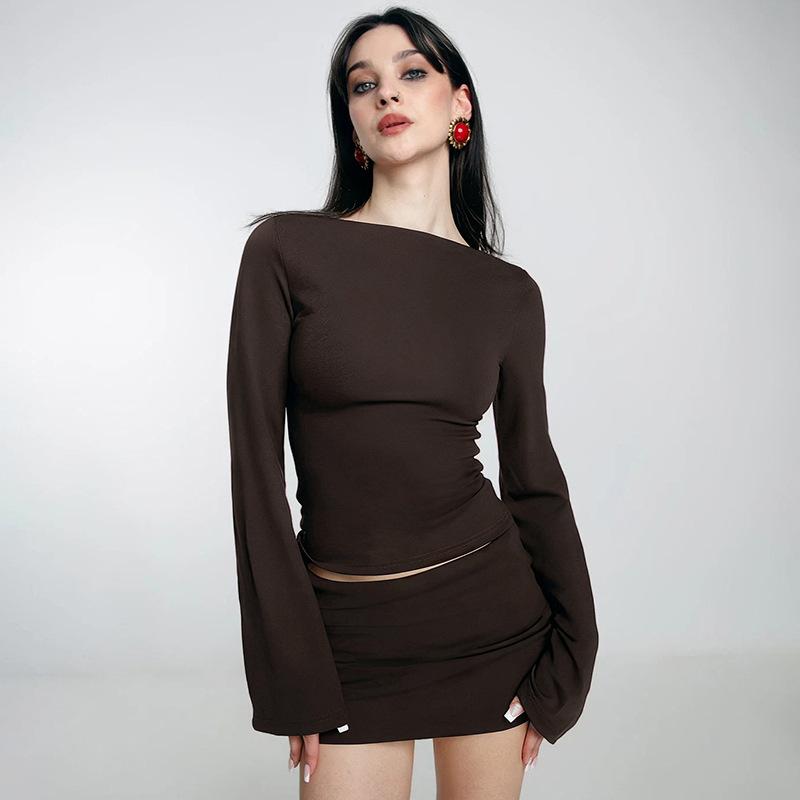 European and American women s clothing autumn new slanted shoulder collar asymmetrical pleated pullover slim-fitting long-sleeved top L темно-коричневого кольору
European and American women s clothing autumn new slanted shoulder collar asymmetrical pleated pullover slim-fitting long-sleeved top L темно-коричневого кольору