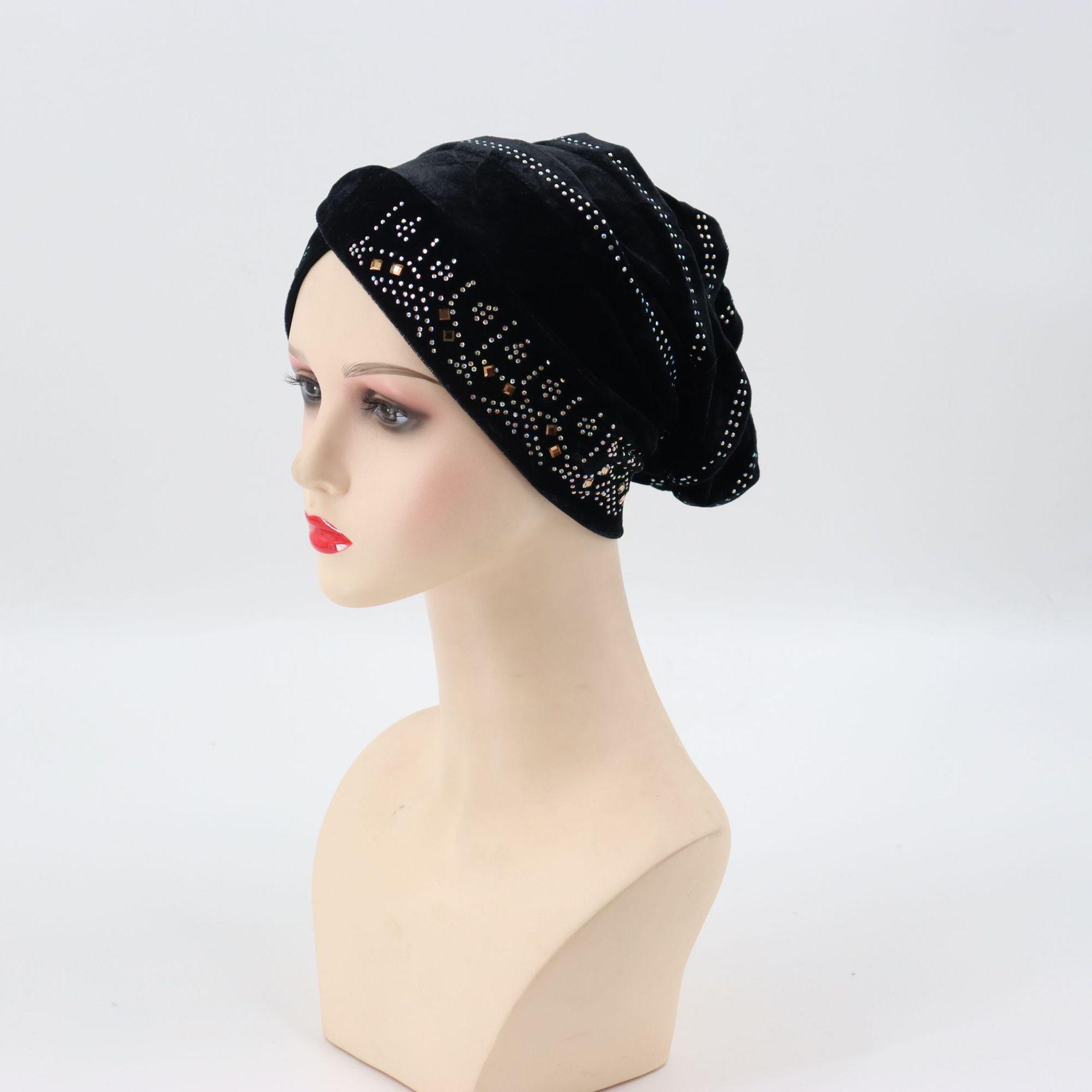 Velvet Rhinestone Turban Hat: European-American Fashion Headscarf for Postpartum & Chemotherapy One Size
Velvet Rhinestone Turban Hat: European-American Fashion Headscarf for Postpartum & Chemotherapy One Size