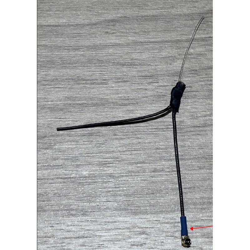 IFLIGHT Defender 16/D20 868/915MHz Receiver Antenna (CN version)
IFLIGHT Defender 16/D20 868/915MHz Receiver Antenna (CN version)