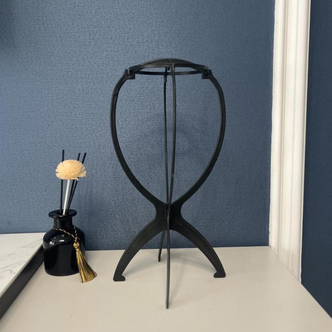 Портативный складной прочный шестицветный держатель для париков аксессуары для хранения париков чёрный
Портативный складной прочный шестицветный держатель для париков аксессуары для хранения париков чёрный