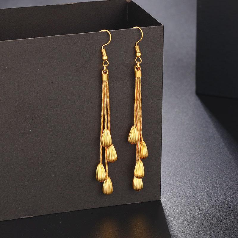 Japanese and Korean Women s Olive Beads Temperament Fringed Long Ear Hook Earrings Jewelry
Japanese and Korean Women s Olive Beads Temperament Fringed Long Ear Hook Earrings Jewelry