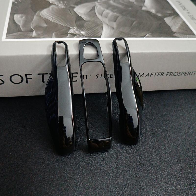Black for Porsche Panamera Carrera Macan Boxster Cayman Cayenne Taycan 911 970 981 991 Remote Car Key Case Cover Fob Pad Optionl
Black for Porsche Panamera Carrera Macan Boxster Cayman Cayenne Taycan 911 970 981 991 Remote Car Key Case Cover Fob Pad Optionl