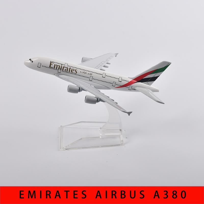 Джейсон Туту Російські Авіалінії Сибір S7 Модель літака Аерофлот Airbus 320 Літак Лита модель Метал 1/400 Масштаб Іграшка-літак
Джейсон Туту Російські Авіалінії Сибір S7 Модель літака Аерофлот Airbus 320 Літак Лита модель Метал 1/400 Масштаб Іграшка-літак