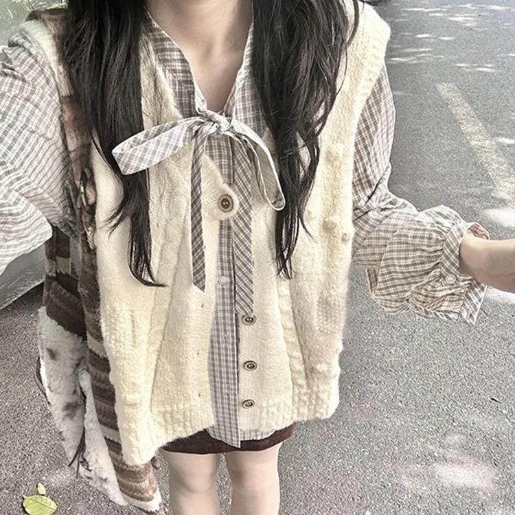 Autumn Bow Plaid Shirt & Knit Vest Set - Two Pieces XL (116-130 lbs)
Autumn Bow Plaid Shirt & Knit Vest Set - Two Pieces XL (116-130 lbs)