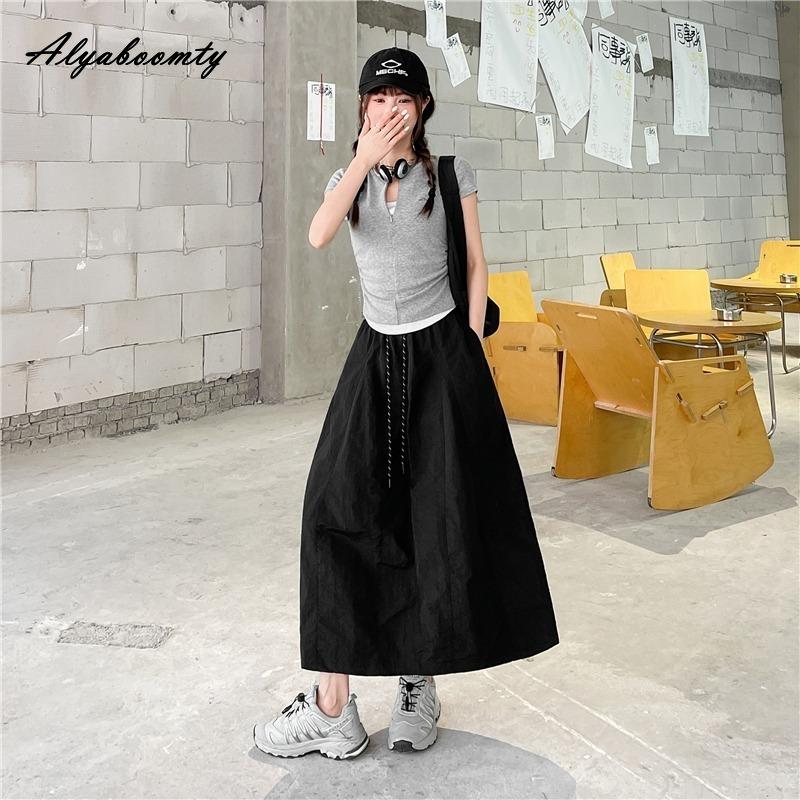 Юбка миди А-силуэта в стиле сафари для лета и осени, женская, с высокой талией, белая, черная, темно-синяя, серая, с кулиской, повседневная, свободного кроя, с карманами One Size чёрный
Юбка миди А-силуэта в стиле сафари для лета и осени, женская, с высокой талией, белая, черная, темно-синяя, серая, с кулиской, повседневная, свободного кроя, с карманами One Size чёрный