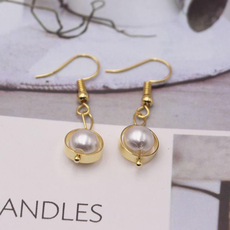 Серьги Ретро кисточки Аксессуары Женская мода Темперамент Жемчужные круглые серьги Серьги-гвоздики Ювелирные изделия
Серьги Ретро кисточки Аксессуары Женская мода Темперамент Жемчужные круглые серьги Серьги-гвоздики Ювелирные изделия