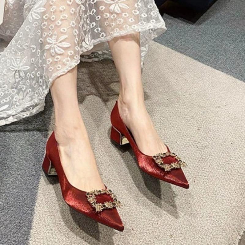 Fashion Chinese Block Heel High Heels Women s New Pointed Toe Shallow Mouth Crystal Square Buckle Mid-heel Single Shoes 35 вино красного
Fashion Chinese Block Heel High Heels Women s New Pointed Toe Shallow Mouth Crystal Square Buckle Mid-heel Single Shoes 35 вино красного