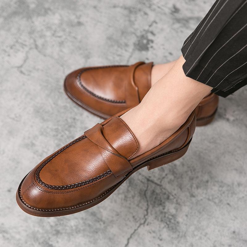 Large size British fashion leather shoes beef tendon sole Doudou shoes business casual retro Korean version men s leather shoes 47 коричневий
Large size British fashion leather shoes beef tendon sole Doudou shoes business casual retro Korean version men s leather shoes 47 коричневий