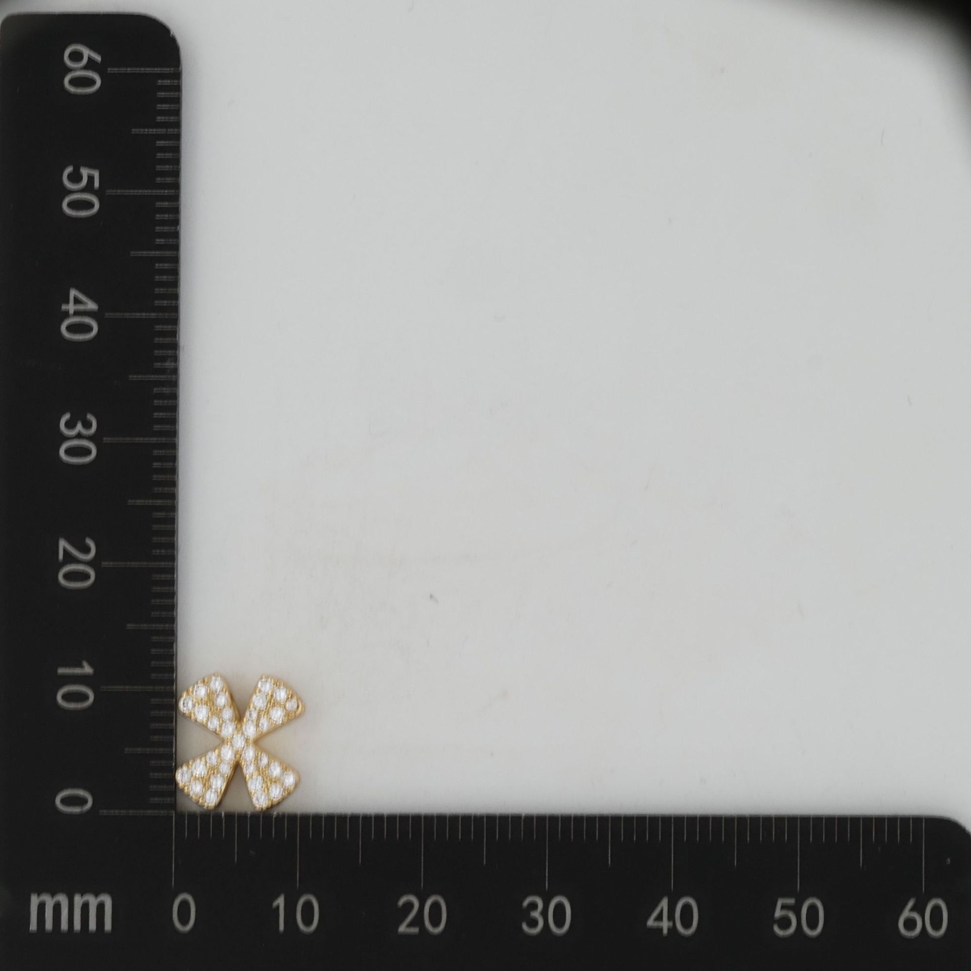 Европейская и американская трансграничная мода Золотой DIY Именной браслет-ожерелье Английские 26 букв, инкрустированные цирконием Изысканные аксессуары X
Европейская и американская трансграничная мода Золотой DIY Именной браслет-ожерелье Английские 26 букв, инкрустированные цирконием Изысканные аксессуары X