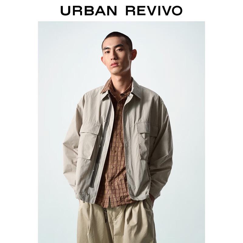 Мужская куртка оверсайз в стиле рабочей одежды с двойным карманом UR L
Мужская куртка оверсайз в стиле рабочей одежды с двойным карманом UR L