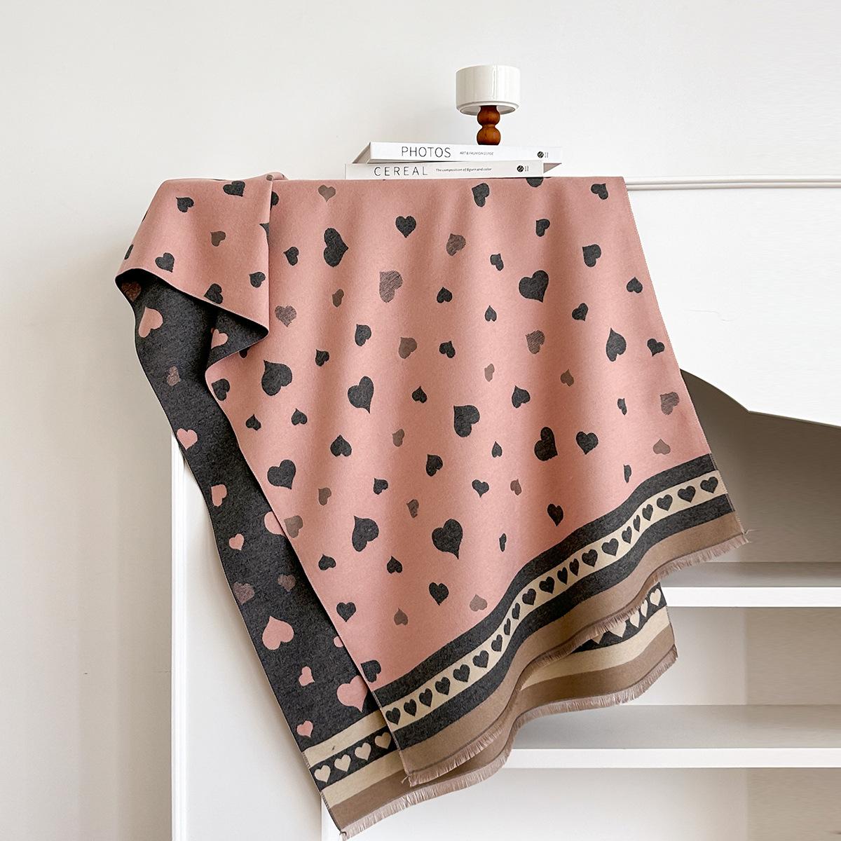 Любовь Круглый Шарф Женский Зимний Двусторонний Шарф Универсальная Шаль Утолщенный Чтобы Сохранять Тепло Милая Девушка Студентка Тренд 185*65cm розовый
Любовь Круглый Шарф Женский Зимний Двусторонний Шарф Универсальная Шаль Утолщенный Чтобы Сохранять Тепло Милая Девушка Студентка Тренд 185*65cm розовый