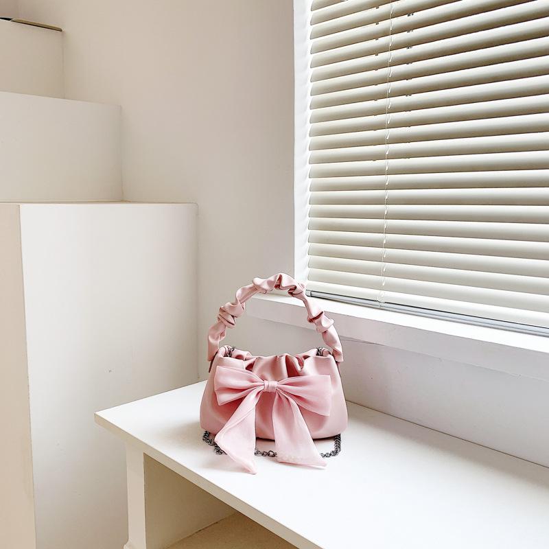 Popular bags women s bags niche design new fashion single shoulder crossbody simple portable commuter small square bag рожевий
Popular bags women s bags niche design new fashion single shoulder crossbody simple portable commuter small square bag рожевий