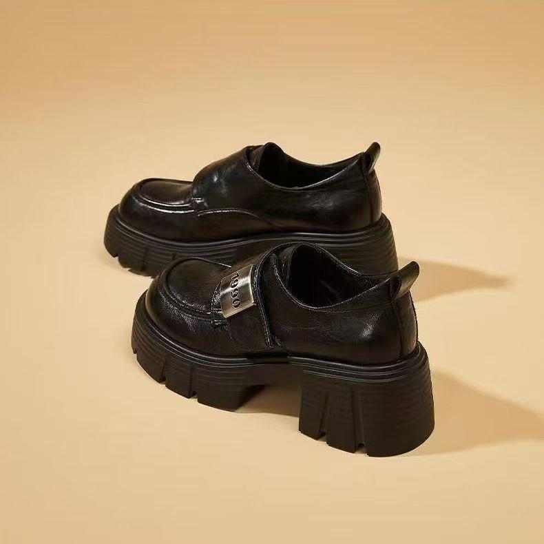 Loafers 2025 autumn new heightened platform women s shoes soft sole trend versatile leather small leather shoes women s single shoes 40 чорний
Loafers 2025 autumn new heightened platform women s shoes soft sole trend versatile leather small leather shoes women s single shoes 40 чорний