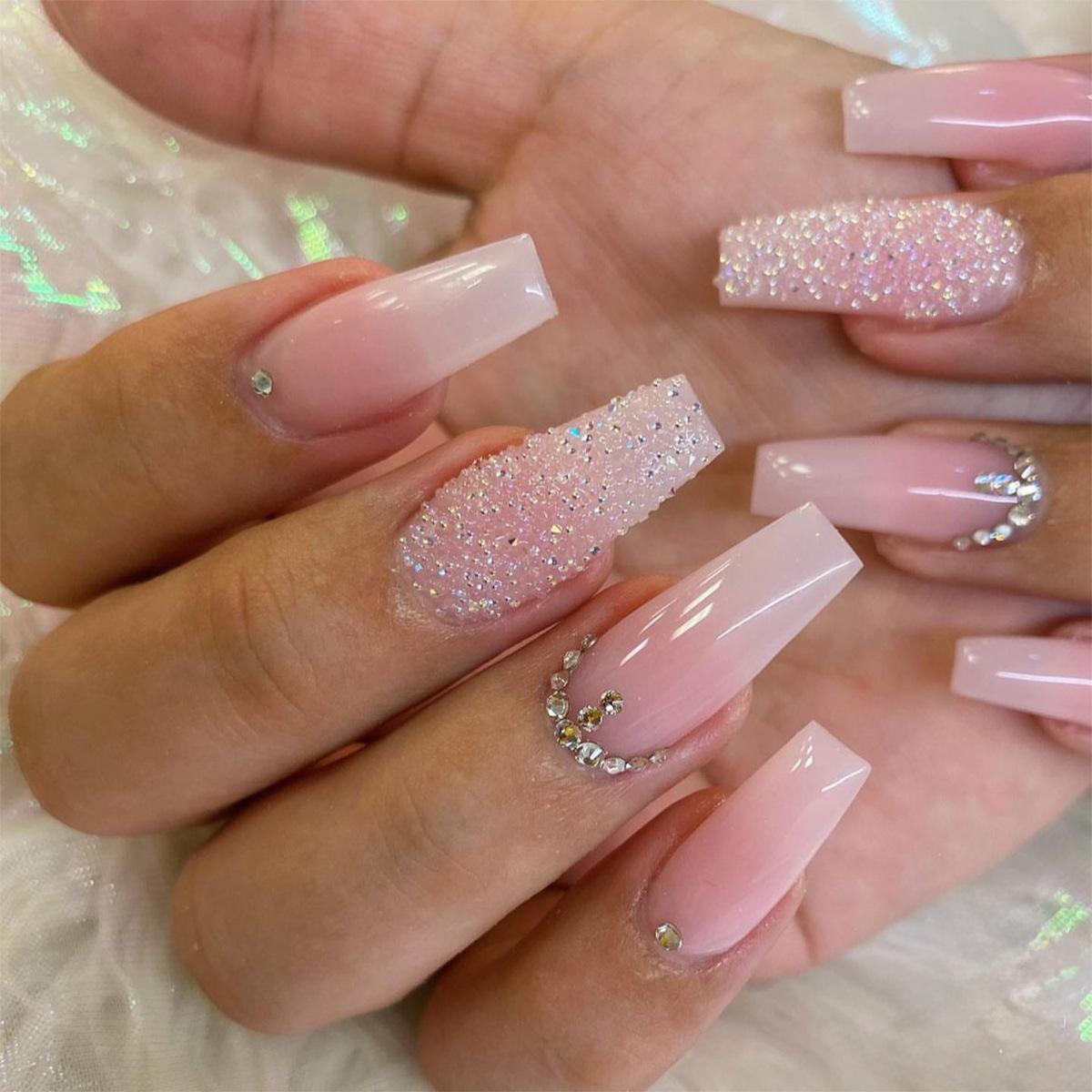 Gradient Trapezoidal Nail Art Stickers with Diamond Accents - French & American Style False Nail Tips
Gradient Trapezoidal Nail Art Stickers with Diamond Accents - French & American Style False Nail Tips