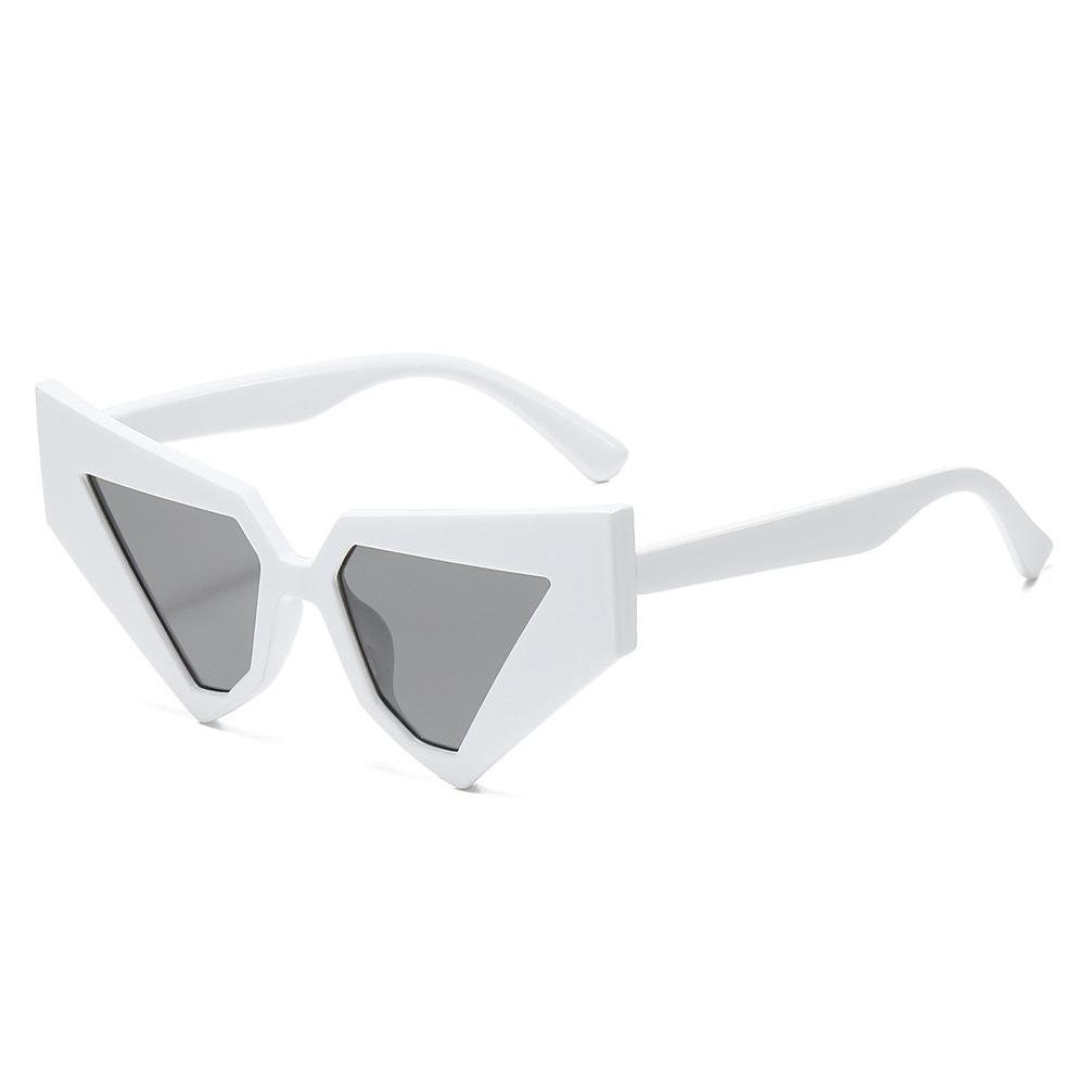 European American Trendy Street Photography Sunglasses New Cross-border Fashion Party UV Resistant Versatile
European American Trendy Street Photography Sunglasses New Cross-border Fashion Party UV Resistant Versatile