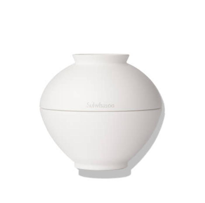 Sulwhasoo Concentrated Ginseng Renewing Cream EX 30ml / 60ml / 60ml Refill – Premium Anti-Aging Moisturizer 30ml
Sulwhasoo Concentrated Ginseng Renewing Cream EX 30ml / 60ml / 60ml Refill – Premium Anti-Aging Moisturizer 30ml