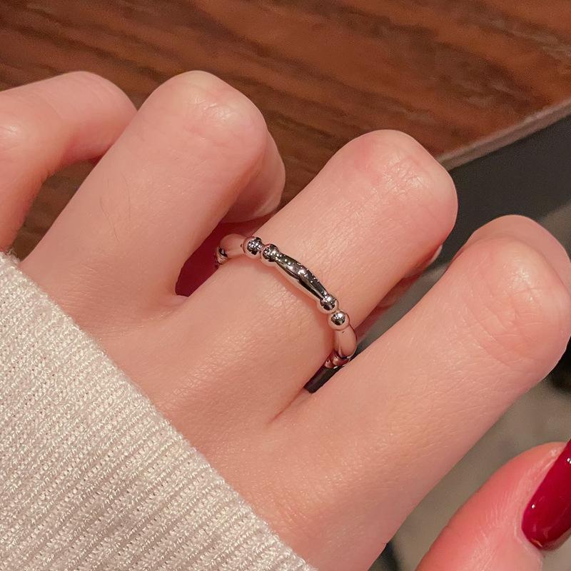 High-End Exquisite Star Opening Ring, Simple Personality Niche Design, Light Luxury High-End Accessories Adjustable opening
High-End Exquisite Star Opening Ring, Simple Personality Niche Design, Light Luxury High-End Accessories Adjustable opening