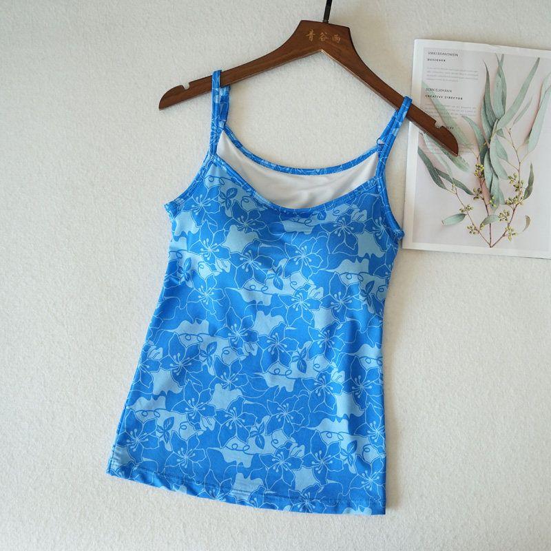 Женский цельный облегающий бюстгальтер в японском стиле Light Blue Flowers 160 (M)
Женский цельный облегающий бюстгальтер в японском стиле Light Blue Flowers 160 (M)