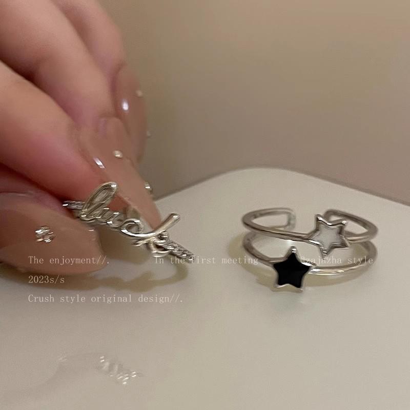 Two-Tone Star Zircon Ring – Unique, Luxe, Cool Style for Women
Two-Tone Star Zircon Ring – Unique, Luxe, Cool Style for Women