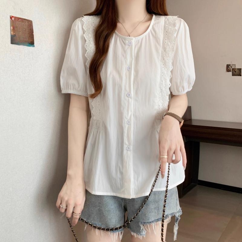 Short Sleeved Round Neck Women s Shirts Lace Patchwork Design Blouese Summer Short Loose Fitting Ladies Clothing One Size
Short Sleeved Round Neck Women s Shirts Lace Patchwork Design Blouese Summer Short Loose Fitting Ladies Clothing One Size