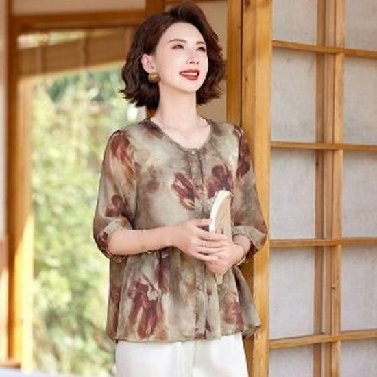 2026 Ice Silk Short Sleeve Blouse for Mom - Stylish, Petite Fit T-Shirt for Summer 5XL верблюд
2026 Ice Silk Short Sleeve Blouse for Mom - Stylish, Petite Fit T-Shirt for Summer 5XL верблюд