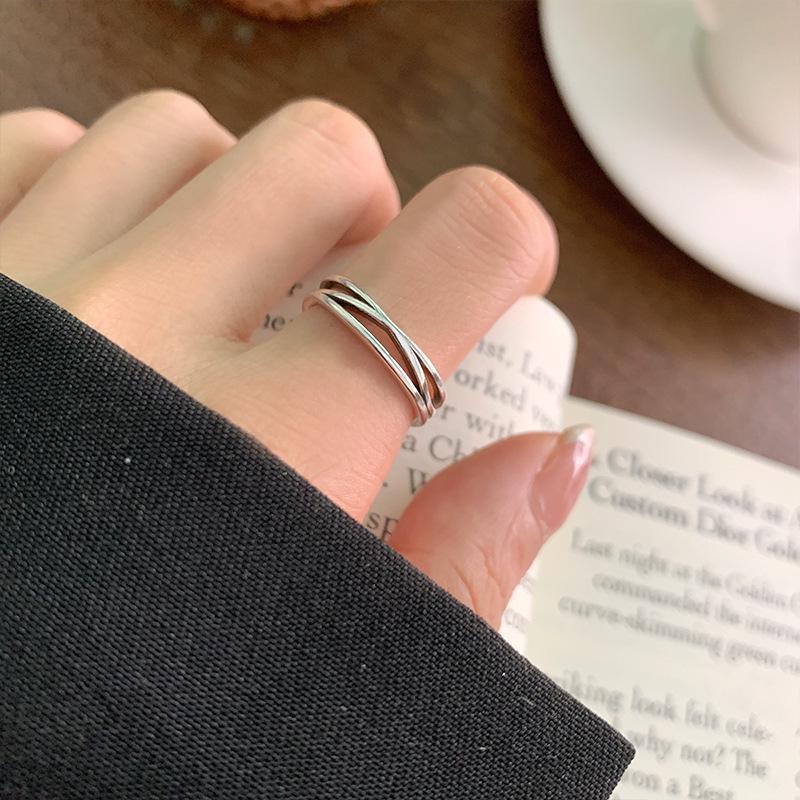Lan Zhi Minimalist Open Ring: 925 Sterling Silver, Non-fading Women s Tail Ring, Unique Design. Adjustable Opening
Lan Zhi Minimalist Open Ring: 925 Sterling Silver, Non-fading Women s Tail Ring, Unique Design. Adjustable Opening
