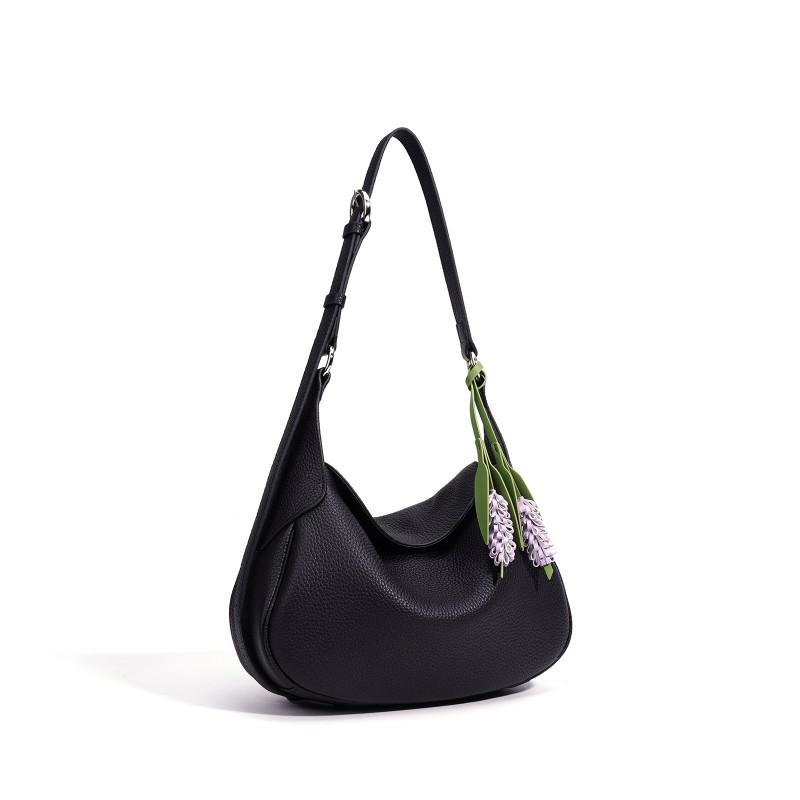 2026 Early High-end Commuter Exquisite Underarm Bag Light Luxury Fashionable Cross-body Niche Korean Shoulder Authentic Leather 29x9x20cm
2026 Early High-end Commuter Exquisite Underarm Bag Light Luxury Fashionable Cross-body Niche Korean Shoulder Authentic Leather 29x9x20cm