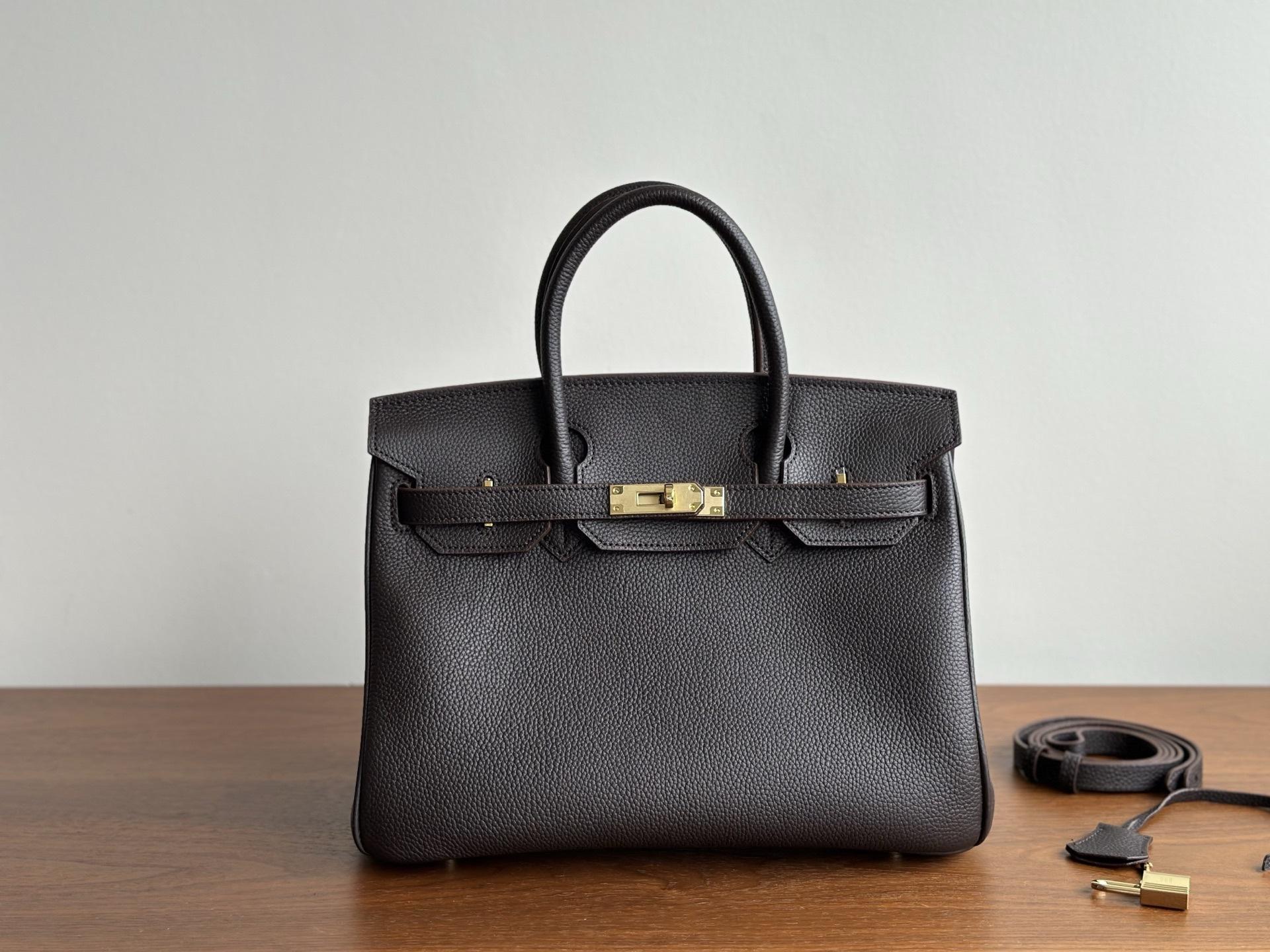 30cm Bronze Togo Leather Top Layer Cowhide Fashion High-End Large Capacity Handbag Single Shoulder Strap Womens Bag 30cm
30cm Bronze Togo Leather Top Layer Cowhide Fashion High-End Large Capacity Handbag Single Shoulder Strap Womens Bag 30cm