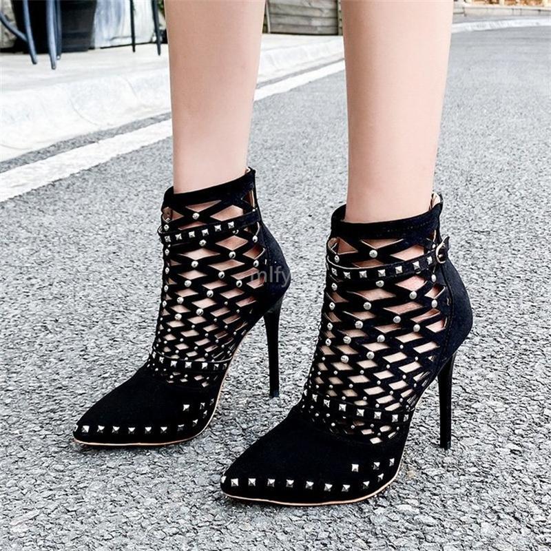 2022 Summer Newestlarge Size Hollow Rivet High-Heeled Suede Sandals Pointed Toe High-Top Roman Shoes Sandals Heels Women Shoes
2022 Summer Newestlarge Size Hollow Rivet High-Heeled Suede Sandals Pointed Toe High-Top Roman Shoes Sandals Heels Women Shoes