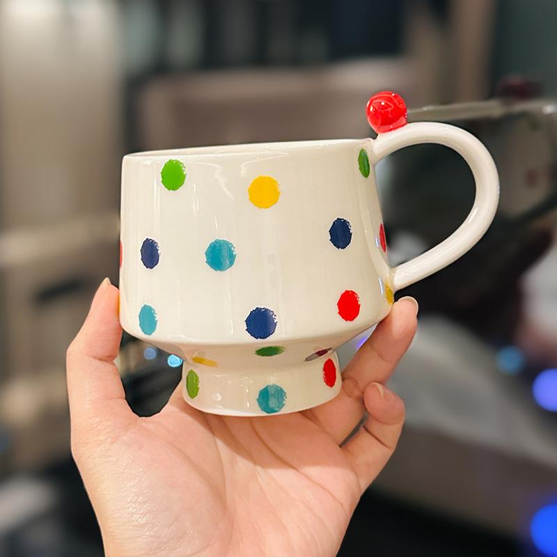 Creative Hand-painted Polka Dot Ceramic Mug Personalized Gift for Friends Office Coffee Cup Retro Goblet 400ml
Creative Hand-painted Polka Dot Ceramic Mug Personalized Gift for Friends Office Coffee Cup Retro Goblet 400ml