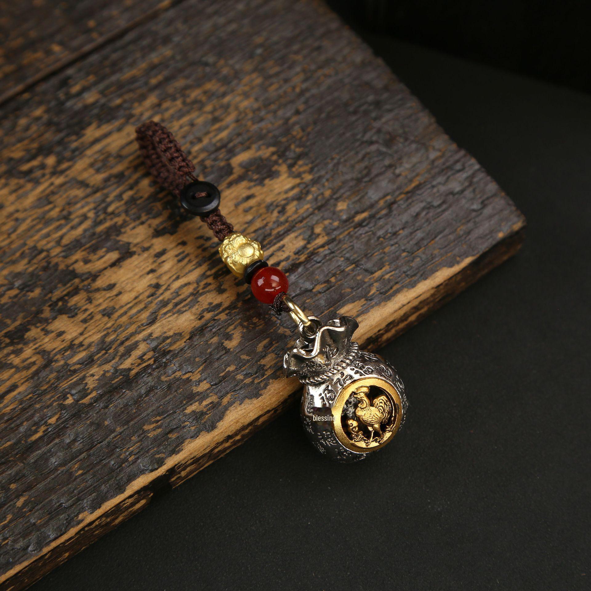 Брелок-подвеска со знаком зодиака для мужчин и женщин - серебряный сплав, талисман на удачу в китайском стиле
Брелок-подвеска со знаком зодиака для мужчин и женщин - серебряный сплав, талисман на удачу в китайском стиле