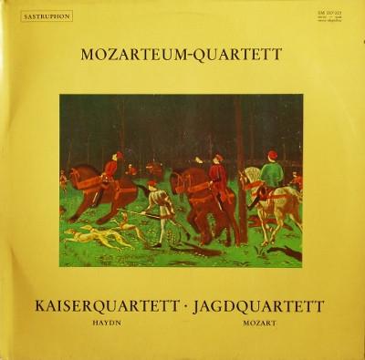 LP Record MOZARTEUM-QUARTETT – HAYDN / MOZART - Kaiserquartett / Jagdquartett SM007005 SASTRUPHON Germany Classical Used
LP Record MOZARTEUM-QUARTETT – HAYDN / MOZART - Kaiserquartett / Jagdquartett SM007005 SASTRUPHON Germany Classical Used