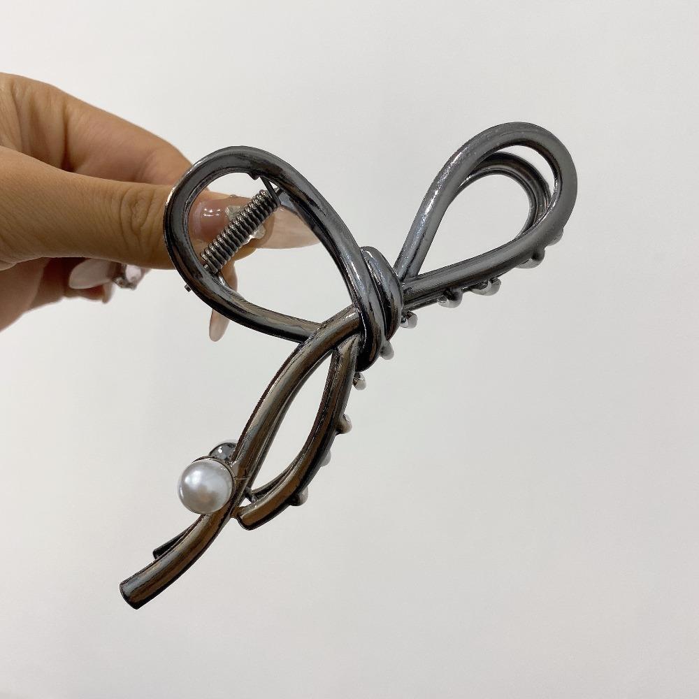 1pc Fashion Elegant Bow Shaped Metallic Hair Claw Pearl Accent Designs Perfect for Sweet Daily Looks Romantic Styles Accessories чёрный
1pc Fashion Elegant Bow Shaped Metallic Hair Claw Pearl Accent Designs Perfect for Sweet Daily Looks Romantic Styles Accessories чёрный