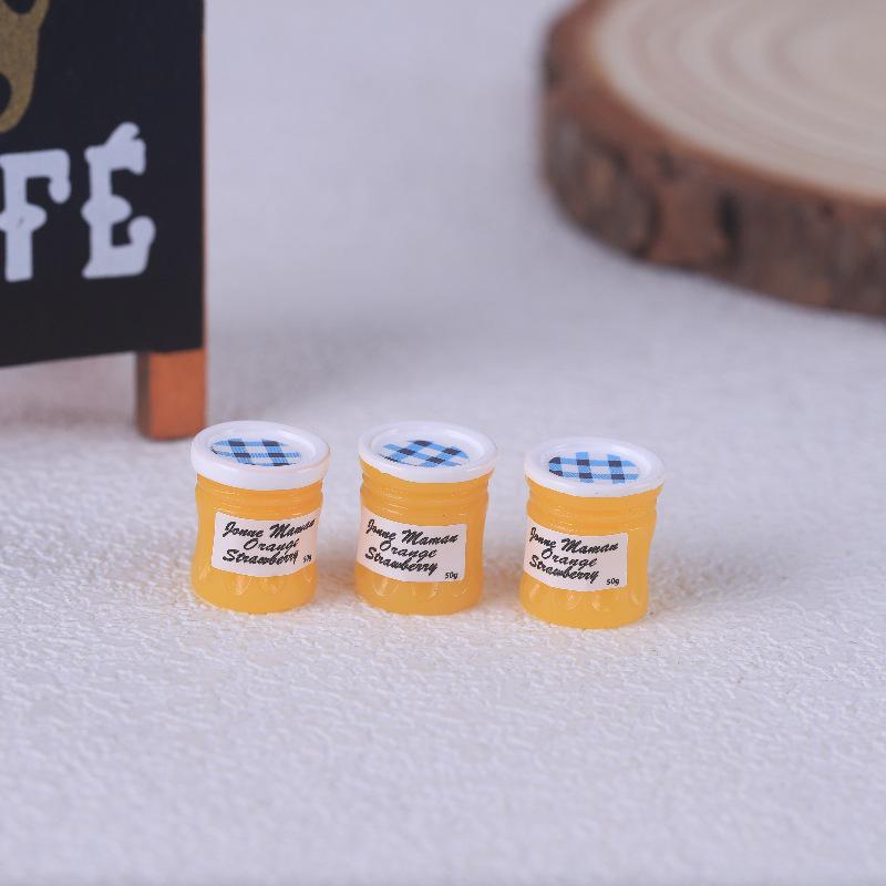 Miniature Food Toy Set: Strawberry Jam & Instant Coffee Bottles - DIY Resin Dollhouse Ornaments
Miniature Food Toy Set: Strawberry Jam & Instant Coffee Bottles - DIY Resin Dollhouse Ornaments